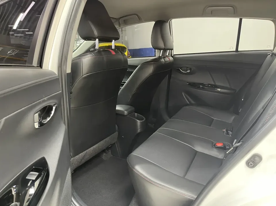 Toyota Yaris L YARiS L Zhixuan 2022 Zhixuan X 1.5L CVT luxury PLUS version 2022 — миниатюра 5