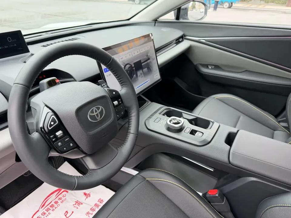 Toyota bZ5 630 PRO Smart Edition 2026 — миниатюра 3