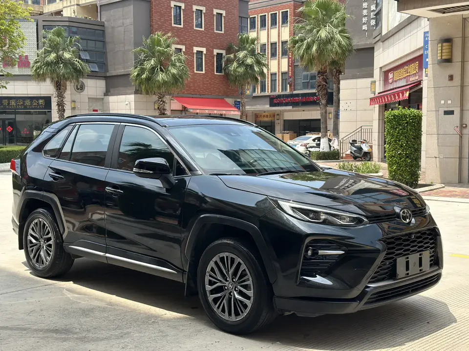 Toyota Willanda 2.0L two-wheel drive luxury PLUS version 2023 — миниатюра 3