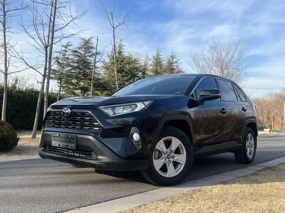 Toyota RAV4 2023
