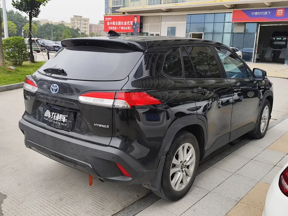 Toyota CorollaCross 2.0L Intelligent Electric Hybrid Dual Engine Pioneer Edition 2024 — миниатюра 2