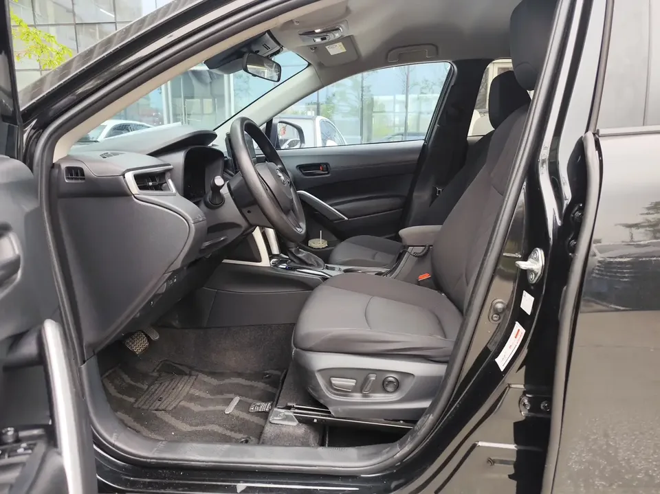 Toyota CorollaCross 2.0L Intelligent Electric Hybrid Dual Engine Pioneer Edition 2024 — миниатюра 5