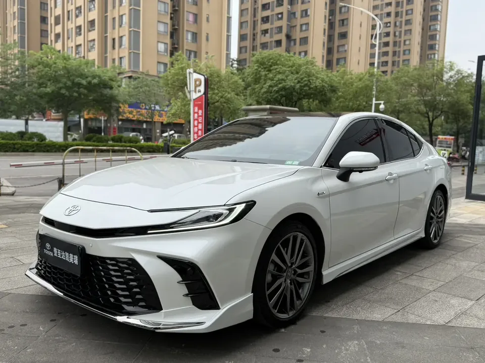 Toyota Camry 2024