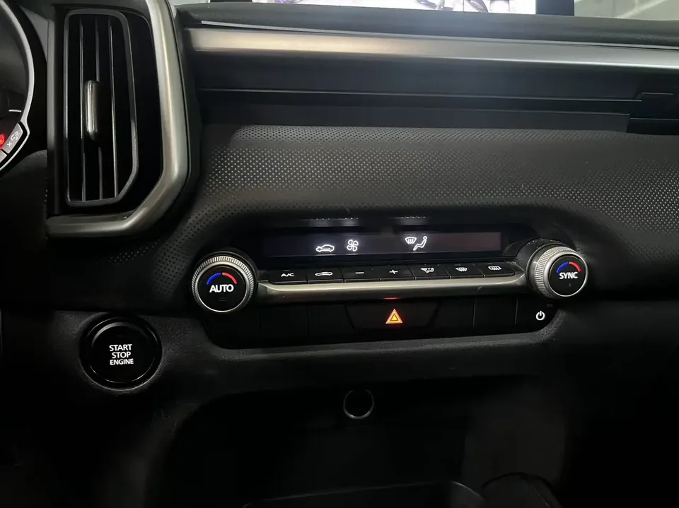 Mazda CX-50 OK 2.0L automatic version 2023 — миниатюра 3