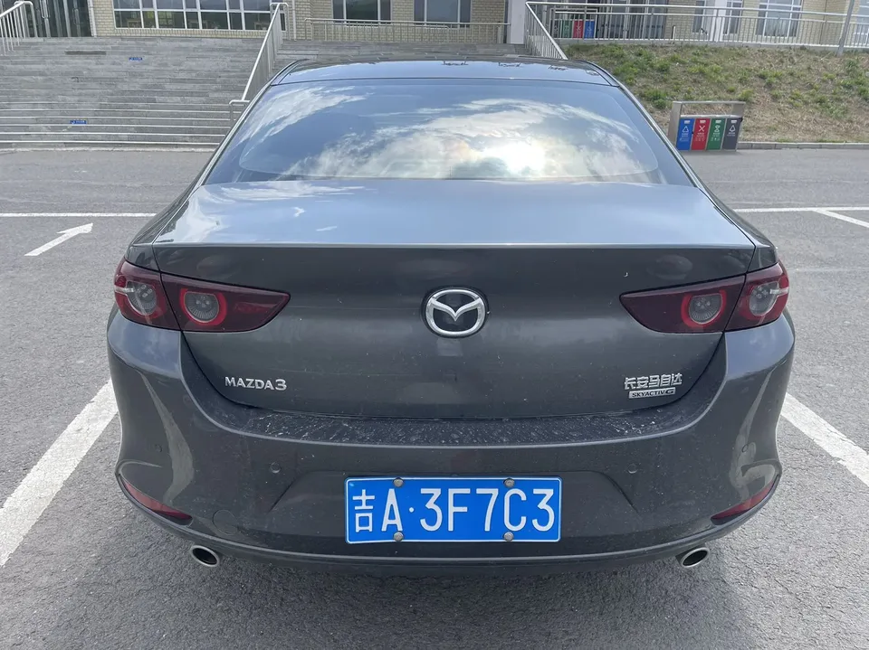 Mazda Axela Mazda3 2022 2.0L automatic premium version 2023 — миниатюра 2