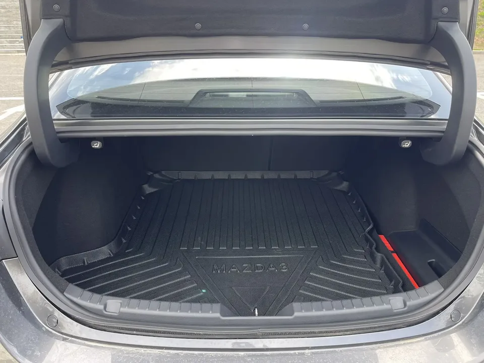 Mazda Axela Mazda3 2022 2.0L automatic premium version 2023 — миниатюра 5