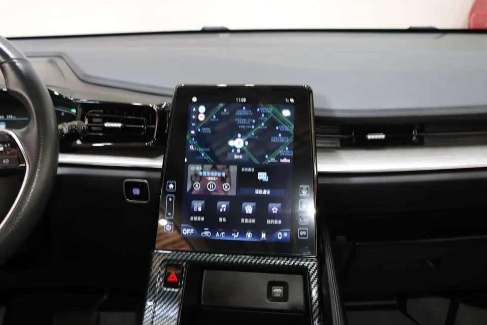 Hyundai Kustu 270TGDi Premium Edition LUX 2024 — миниатюра 3