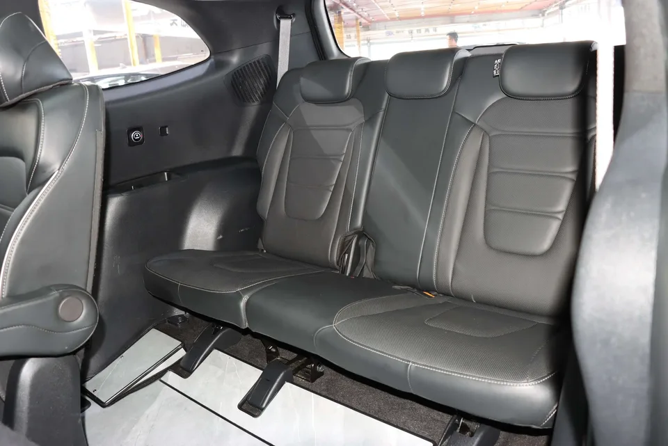 Hyundai Kustu 270TGDi Premium Edition LUX 2024 — миниатюра 5