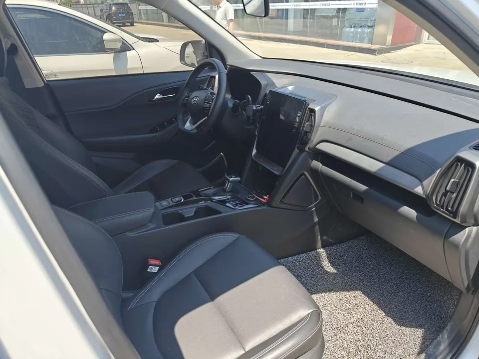 Hyundai ix35 Hyundai ix35 2021 2.0L Automatic 2WD Leading Edition GLS 2022 — миниатюра 2