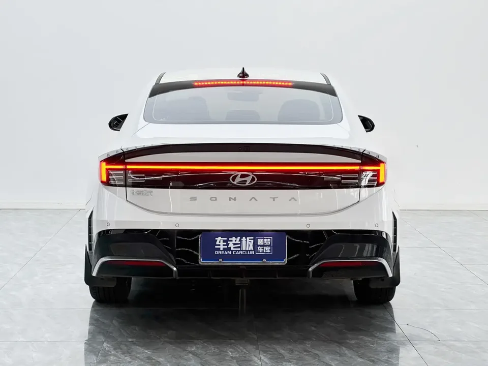 Hyundai Sonata 1.5T Pro 2024 — миниатюра 2