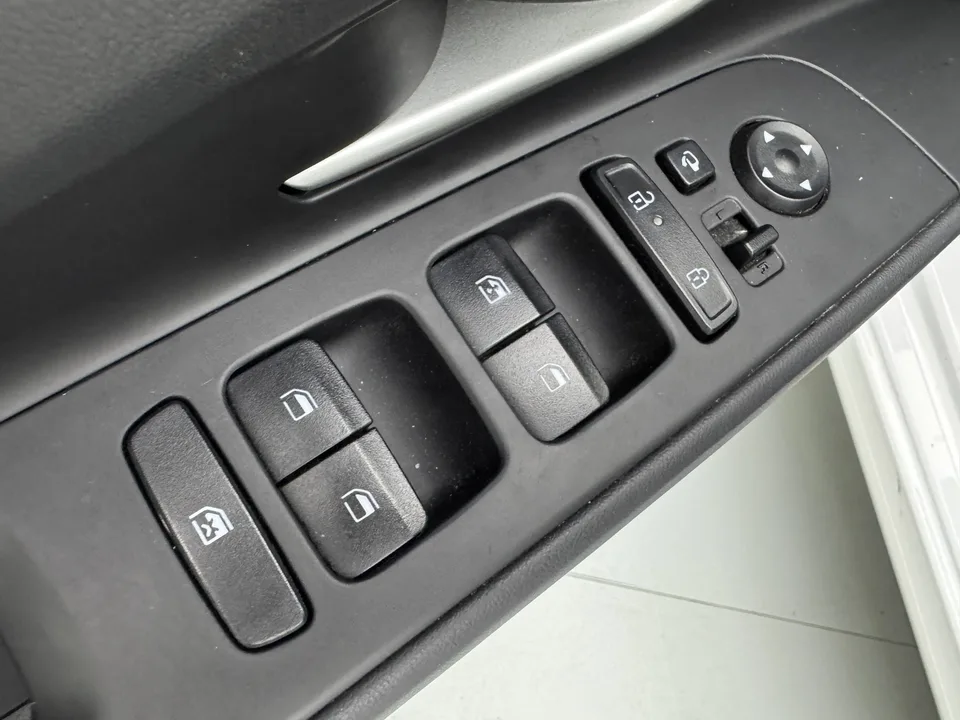 Hyundai Elantra 1.5L CVT GLX Elite Edition 2025 — миниатюра 5