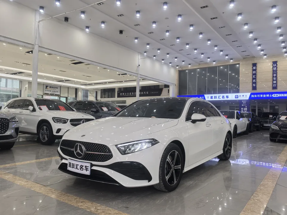 Mercedes-Benz Mercedes Benz A Class 2024