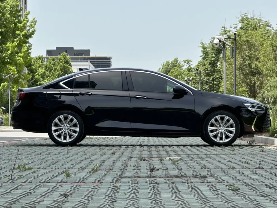 Buick Majesty Regal 2024 facelift 28T Enjoyment Edition 2025 — миниатюра 2