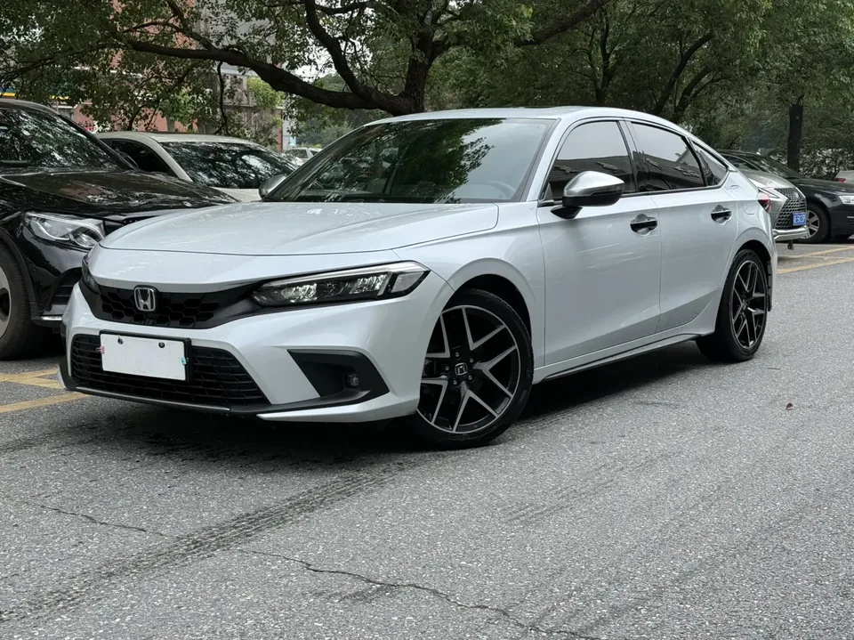 Honda CIVIC Civic 2023 HATCHBACK 2.0L e:HEV Extreme Control Edition 2024 — фото 1, купить с доставкой в Москву