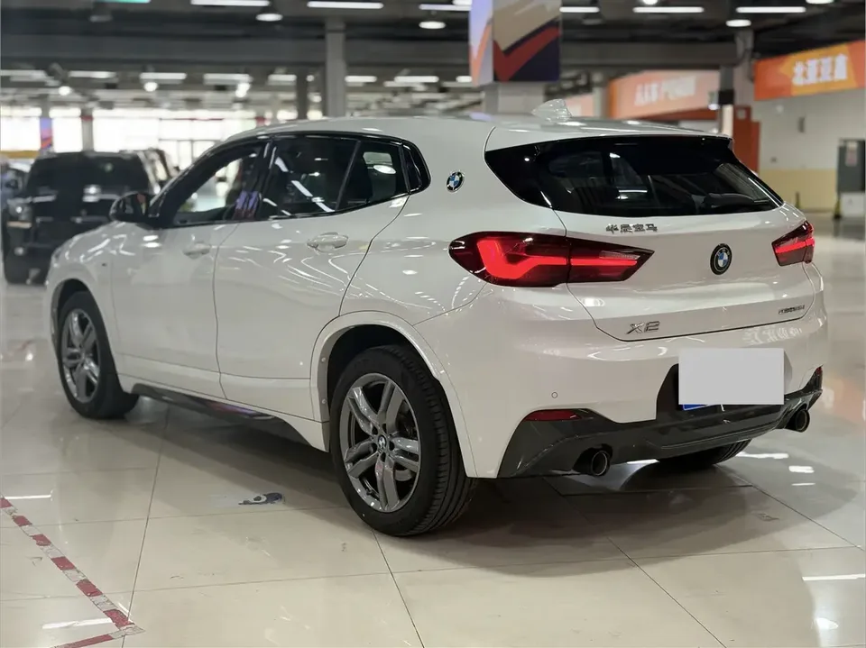 BMW X2 BMW X2 2023 sDrive25i M Sport Night Edition 2023 — миниатюра 2