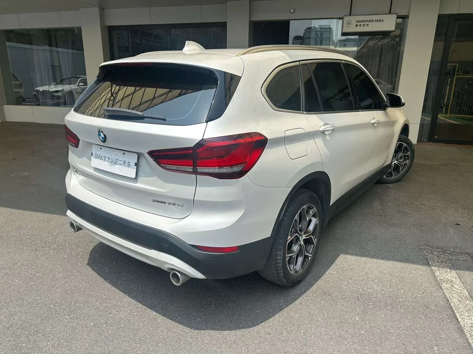 BMW X1 BMW X1 2022 sDrive25Li Leading Edition 2023 — миниатюра 2