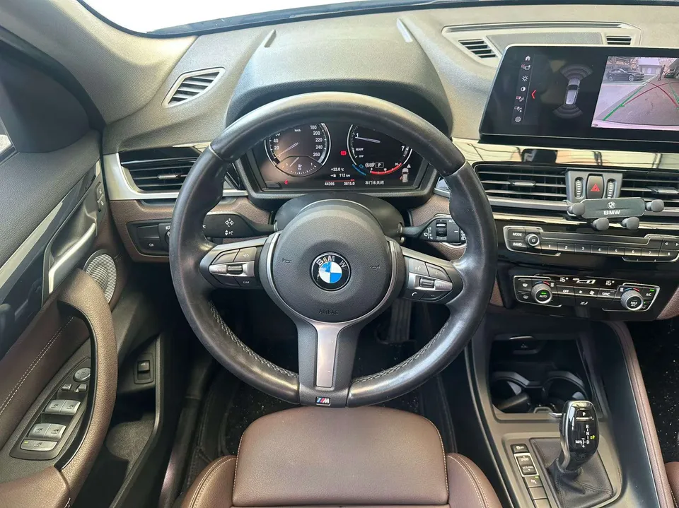BMW X1 BMW X1 2022 sDrive25Li Leading Edition 2023 — миниатюра 3