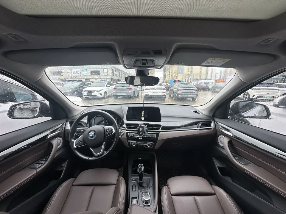 BMW X1 BMW X1 2022 sDrive20Li Fashion Edition 2023 — миниатюра 5