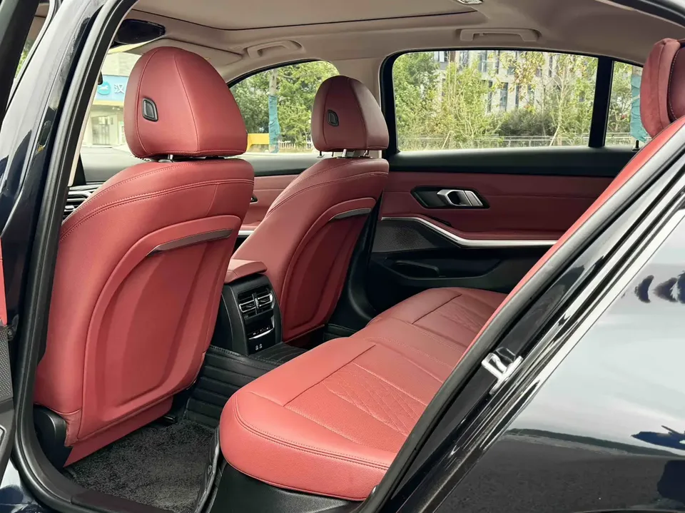 BMW i3 eDrive 35 L 2023 — миниатюра 3
