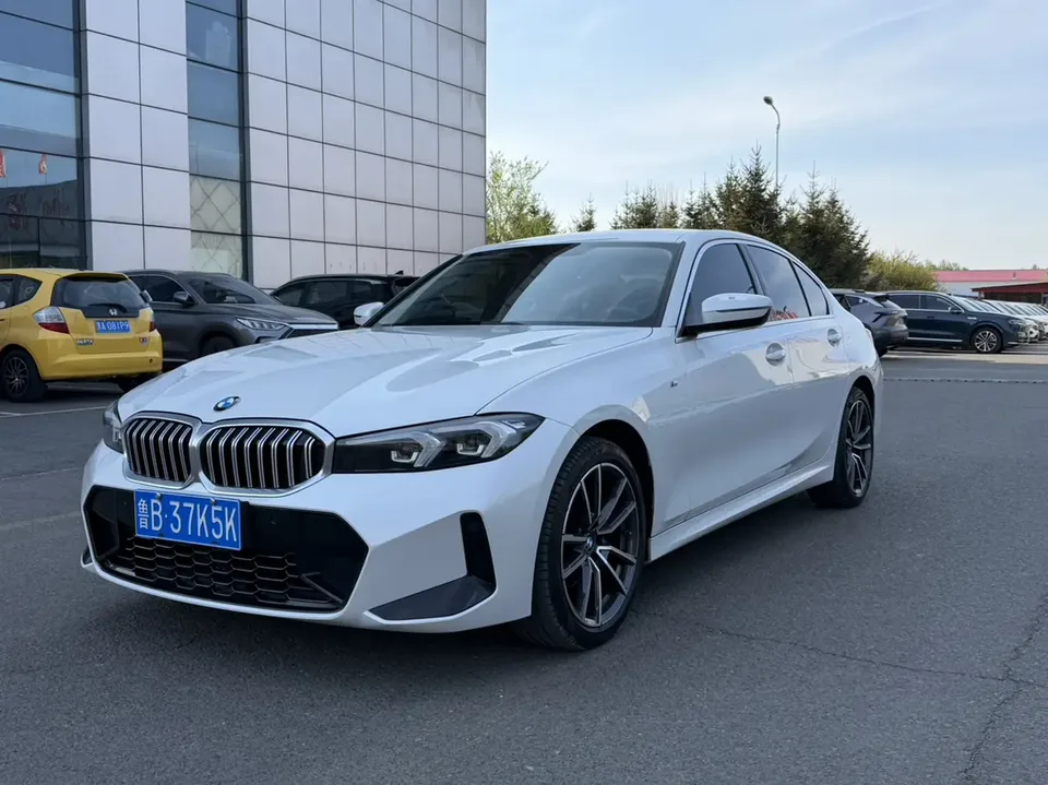 BMW 3 Series 2023