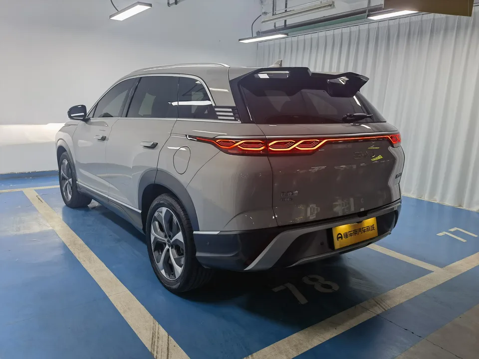 BYD frigate 07 Glory Edition DM-i 205KM Flagship 2024 — миниатюра 2