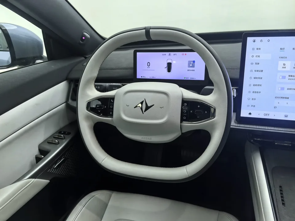 Dongfeng YiPai 007 pure electric 530Pro version 2024 — миниатюра 2