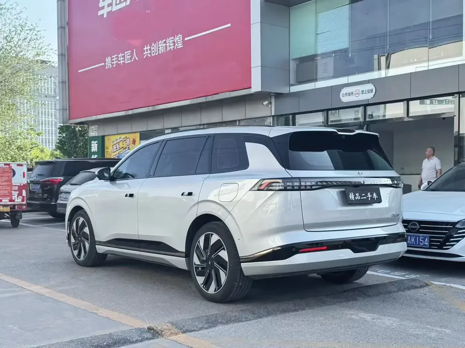 Dongfeng Yipai 008 2024