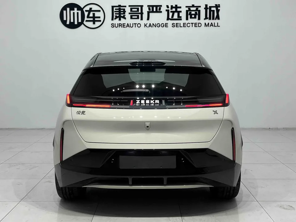 Zeekr X ZEEKR X 2025 four-seat rear-wheel drive cube version 2024 — миниатюра 2
