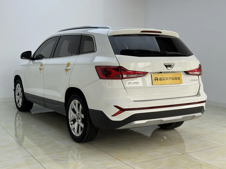Jetta VS7 280TSI automatic aggressive version 2023 — миниатюра 2