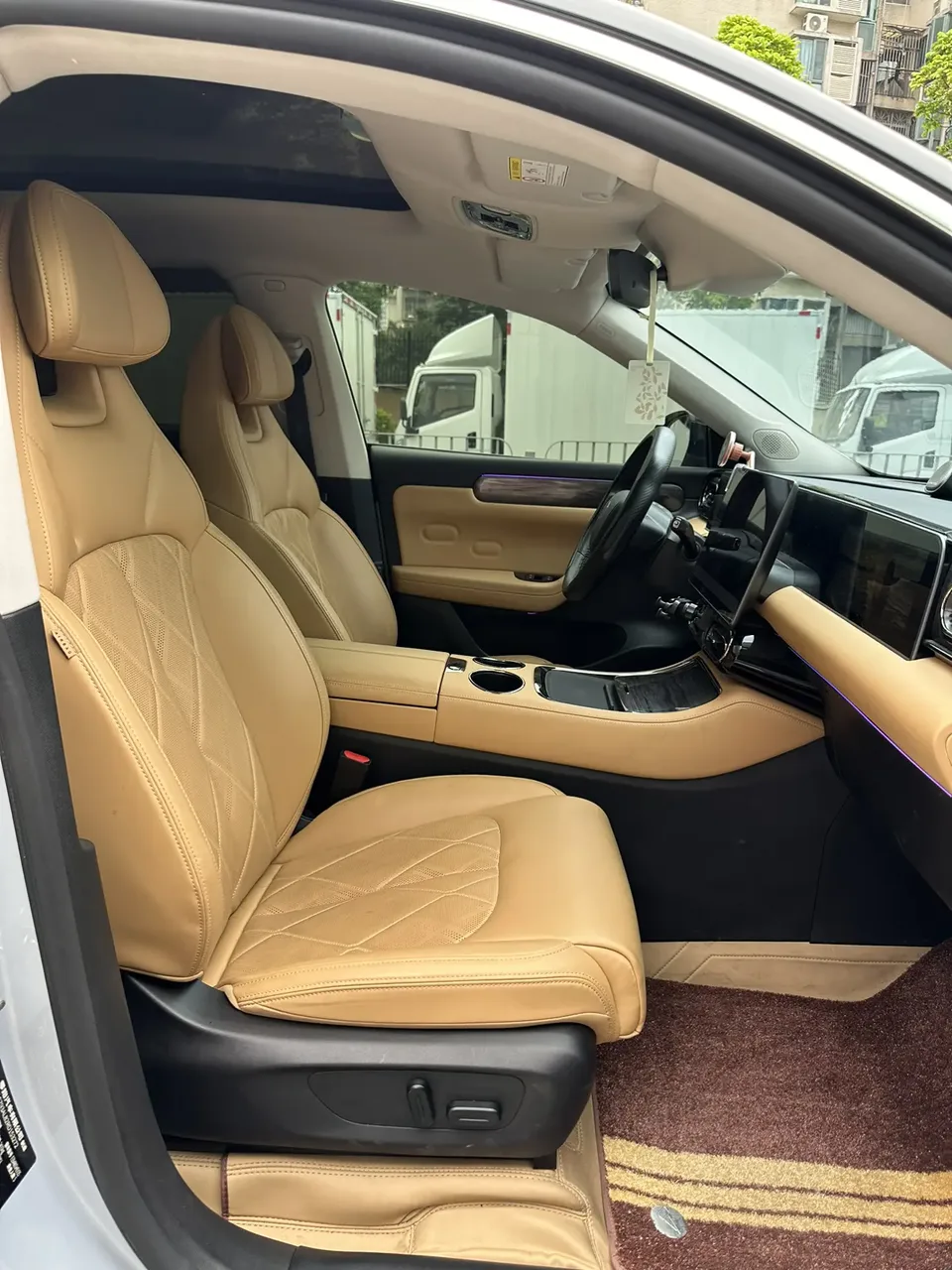 Leapmotor Zero running C11 Extended Range 300 Premium Edition 2024 — миниатюра 3