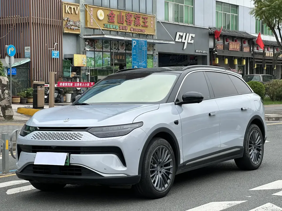 Leapmotor Zero running C11 2024