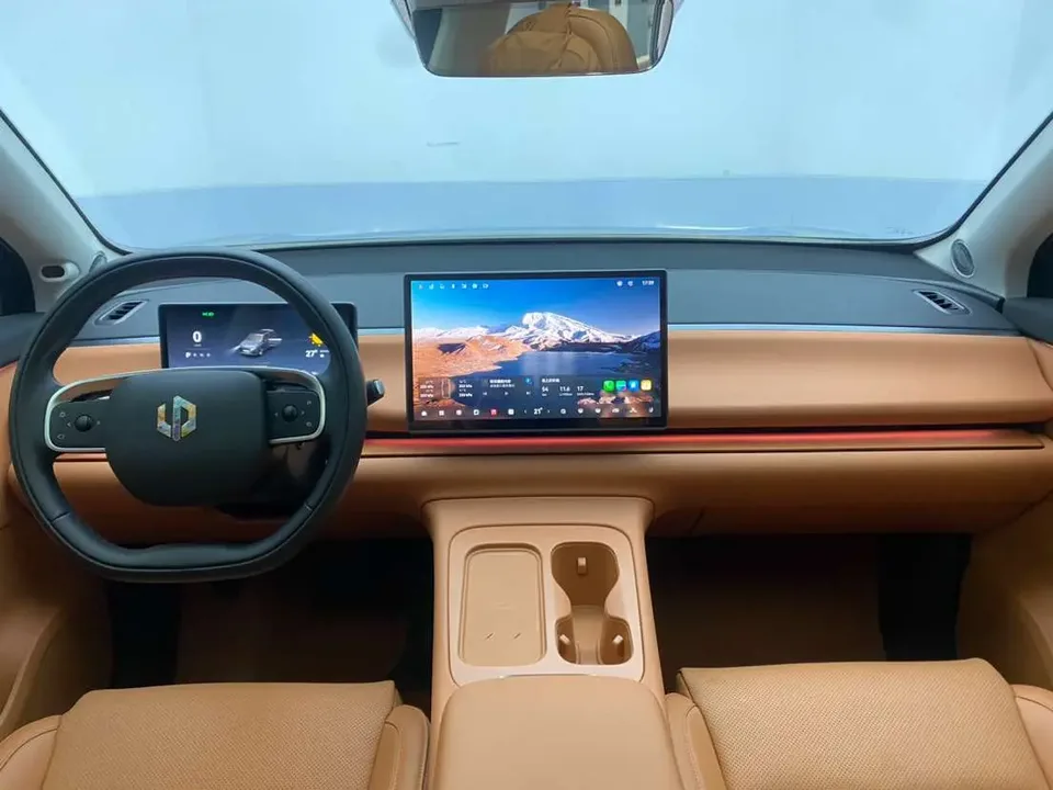 Leapmotor C16 Extended Range 200 Premium Edition 2024 — миниатюра 4