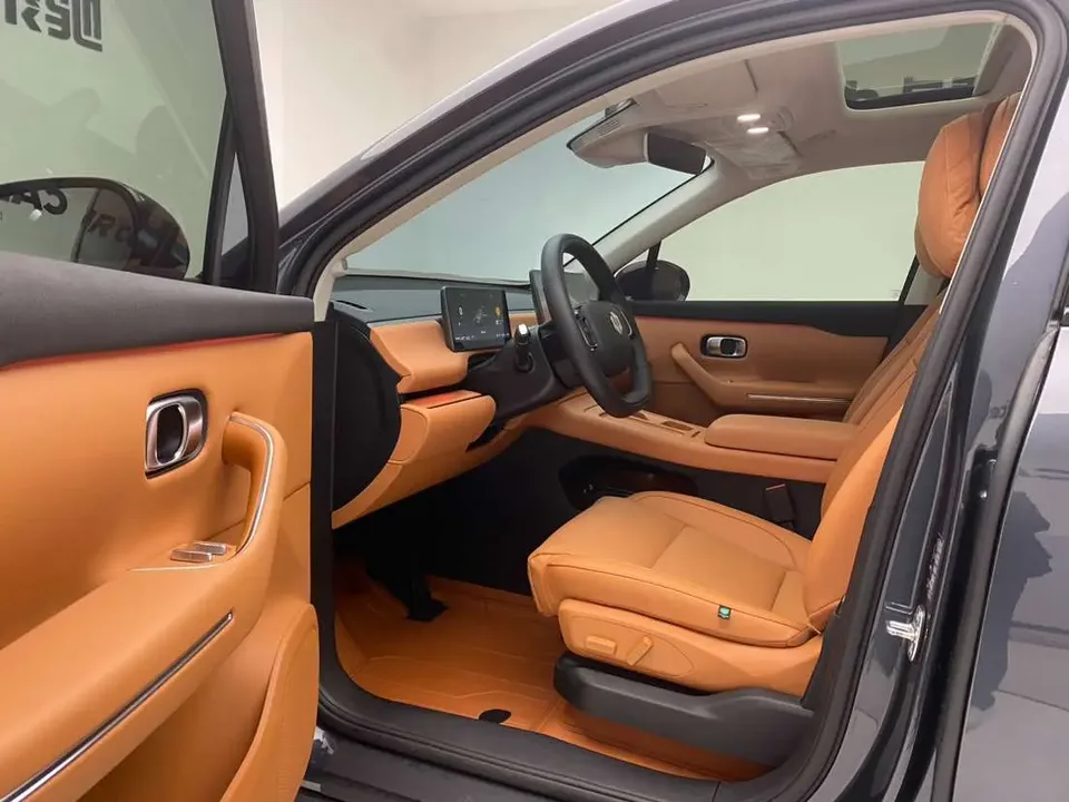 Leapmotor C16 Extended Range 200 Premium Edition 2024 — миниатюра 5