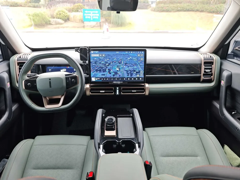 iCAR 03 four-wheel drive long-range version 2024 — миниатюра 4