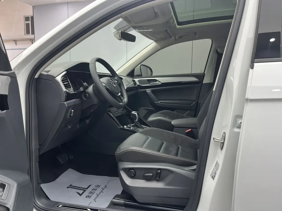 Volkswagen Tayron Tanyue 2022 280TSI 2WD Luxury Smart Edition 2022 — миниатюра 5
