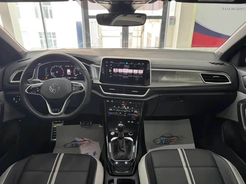 Volkswagen T-Roc 300TSI DSG Chenguang Edition 2024 — миниатюра 5