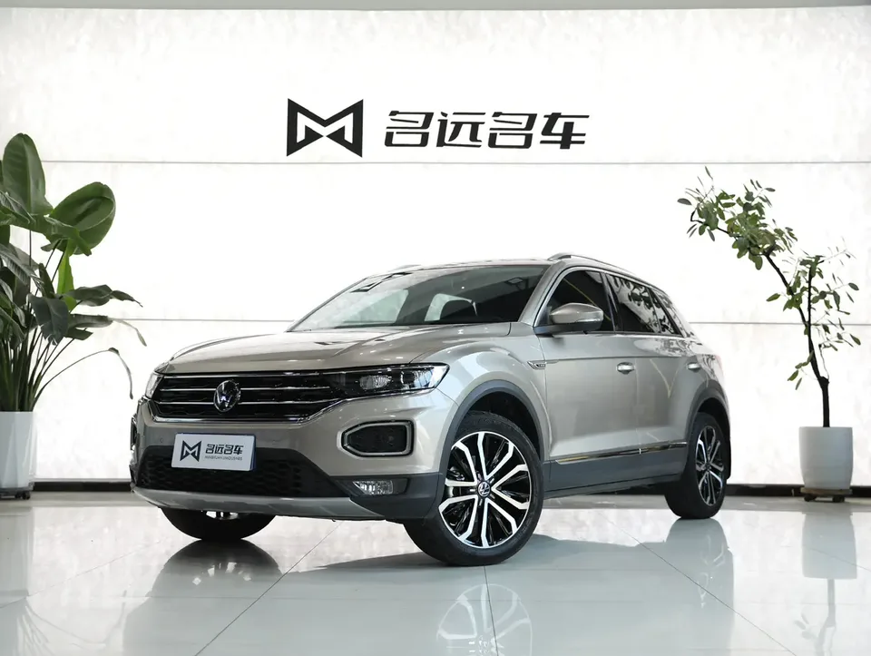 Volkswagen T-Roc Tange 280TSI DSG two-wheel drive comfort PLUS 2022 — фото 1, купить с доставкой в Москву