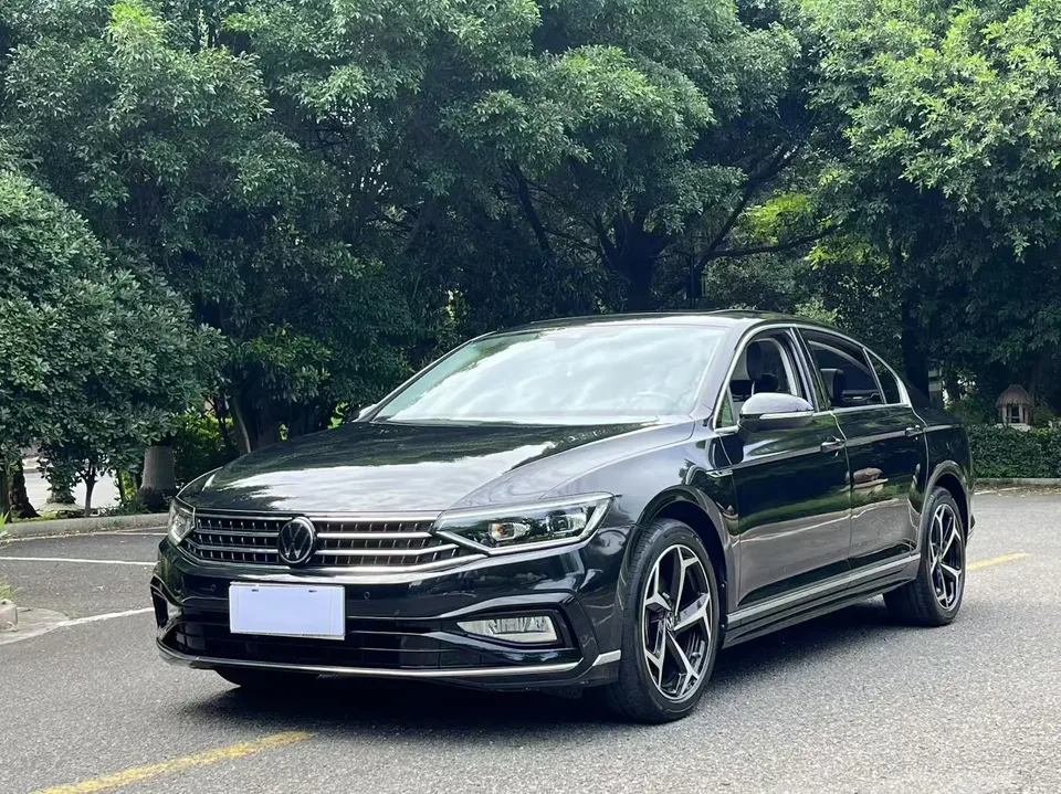 Volkswagen Magotan 2024