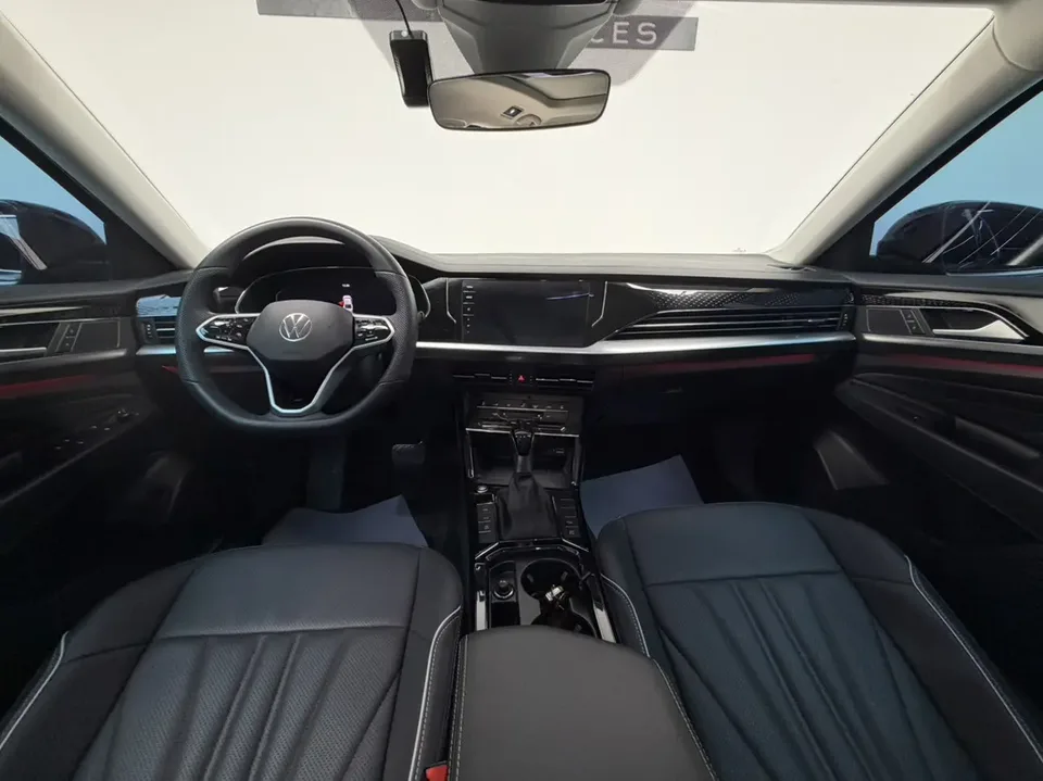 Volkswagen Passat Passat 2024 380TSI Starry Sky Deluxe Edition 2024 — миниатюра 2