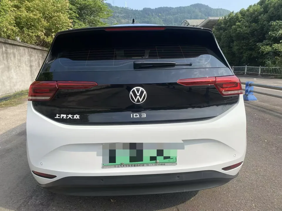 Volkswagen ID.3 Extreme Edition 2024 — миниатюра 2