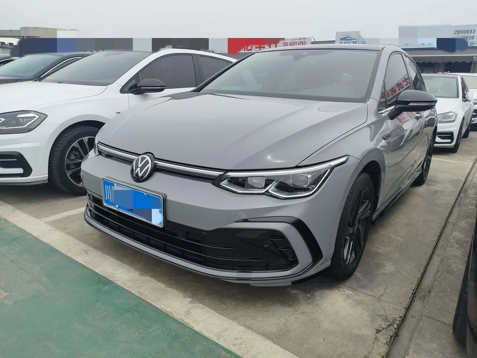 Volkswagen Golf 280TSI DSG R-Line 50 Years Legend Edition 2024 — фото 1, купить с доставкой в Москву