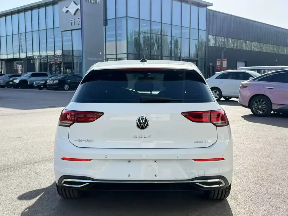 Volkswagen Golf Golf 2023 280TSI DSG Pro 2024 — миниатюра 2