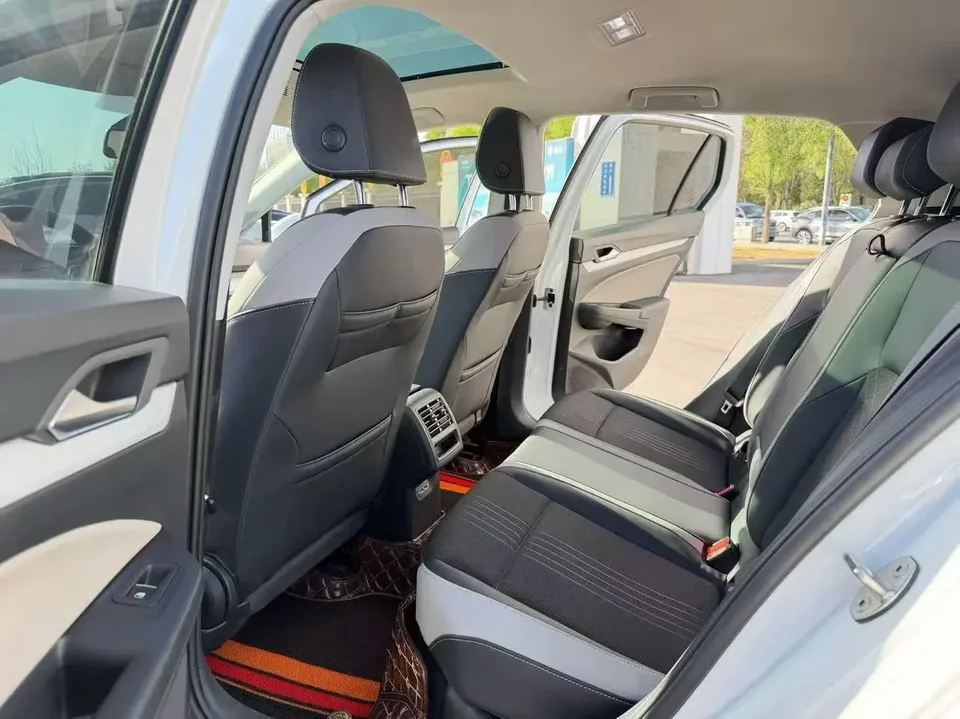 Volkswagen Golf Golf 2023 280TSI DSG Pro 2024 — миниатюра 3