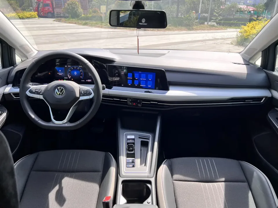Volkswagen Golf Golf 2021 280TSI DSG R-Line 2023 — миниатюра 3