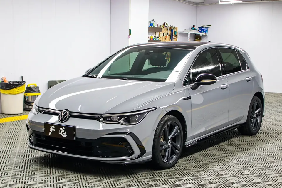 Volkswagen Golf Golf 2021 280TSI DSG R-Line 2022 — фото 1, купить с доставкой в Москву