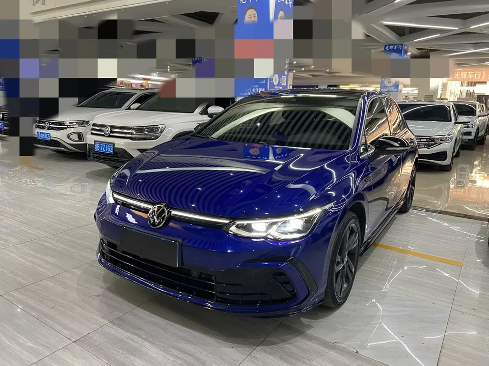 Volkswagen Golf Golf 2021 280TSI DSG R-Line 2022 — фото 1, купить с доставкой в Москву