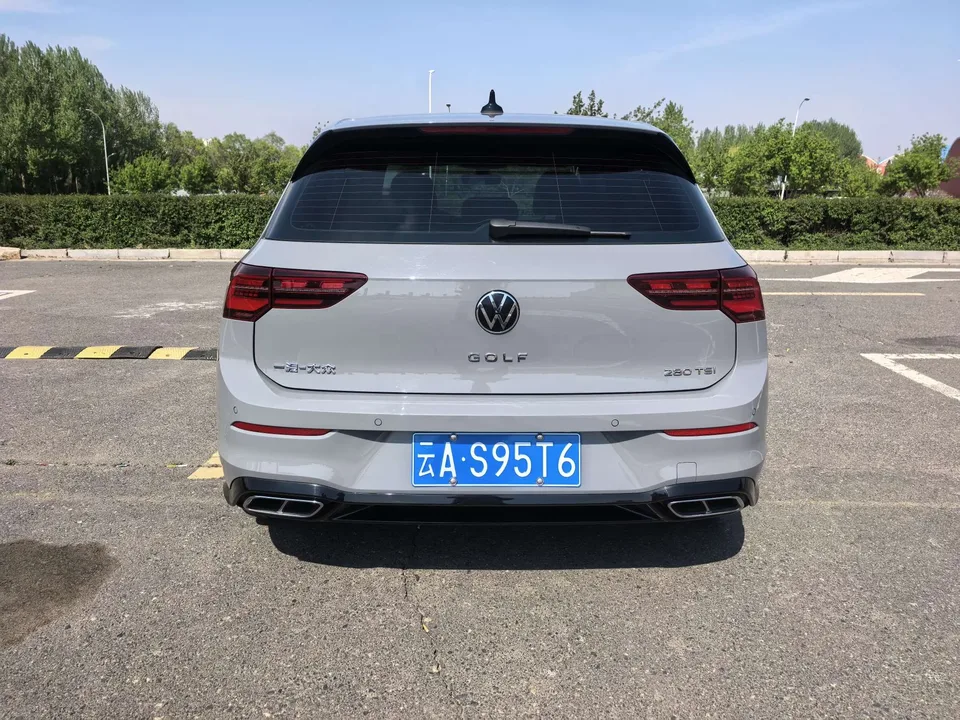Volkswagen Golf golf 2023 280TSI DSG R-Line Lite 2023 — thumbnail 2
