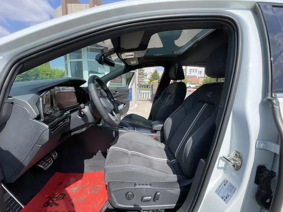 Volkswagen Golf Golf 2023 facelift 280TSI DSG R-Line Lite 2024 — thumbnail 5