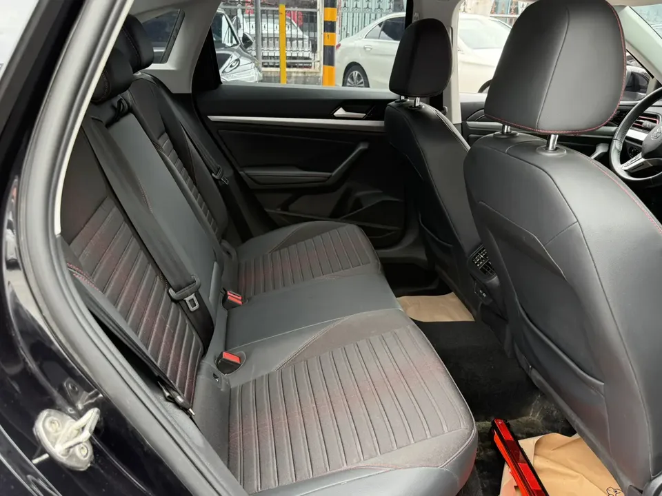 Volkswagen Lavida Lavida 2023 280TSI DSG Starry Sky Forever Edition 2023 — миниатюра 5