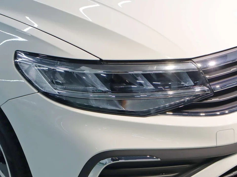 Volkswagen Bora Bora 2025 200TSI DSG Joyride Navigation Edition 2026 — thumbnail 2